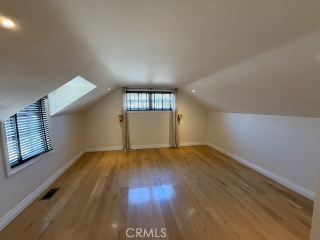 Detail Gallery Image 46 of 69 For 89 Rivo Alto Canal, Long Beach,  CA 90803 - 5 Beds | 3/1 Baths