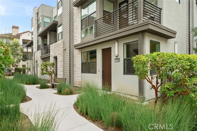 Front Image Thumbnail for CRCV26099576