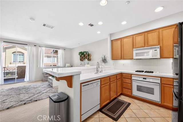 Detail Gallery Image 16 of 38 For 28501 Salerno Dr, Trabuco Canyon,  CA 92679 - 2 Beds | 2 Baths