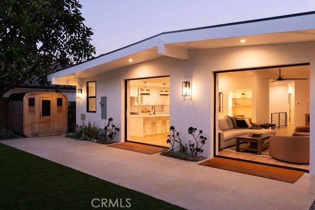 Detail Gallery Image 22 of 22 For 122 W Avenida De Los Lobos Marinos, San Clemente,  CA 92672 - 5 Beds | 4 Baths