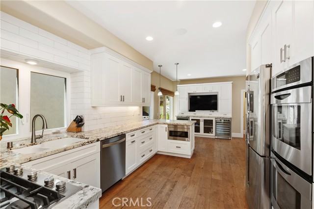 Detail Gallery Image 14 of 45 For 2661 Point Del Mar, Corona Del Mar,  CA 92625 - 4 Beds | 3/1 Baths