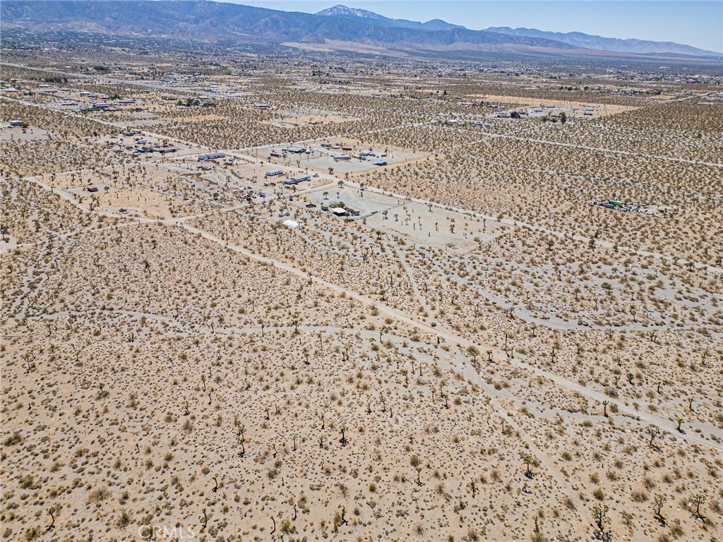 MLS #OC25086737 image #1