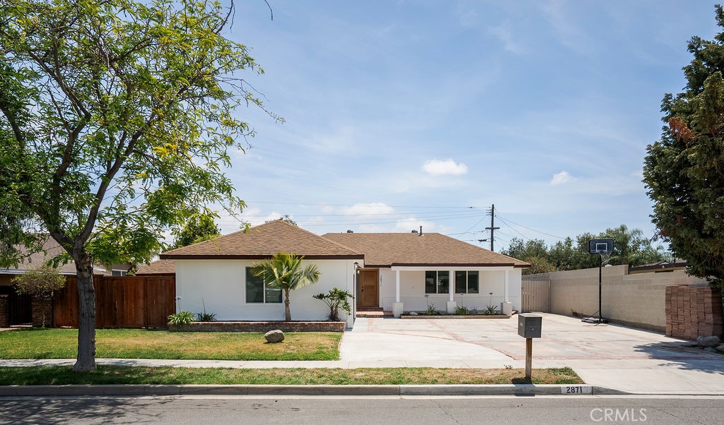 2871 W Tyler Avenue