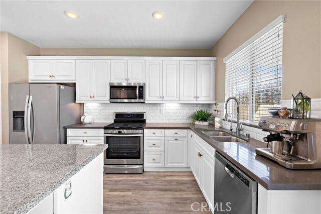 Detail Gallery Image 14 of 46 For 31974 Eaton, Menifee,  CA 92584 - 3 Beds | 2 Baths