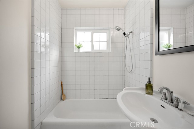 Image 23 of 34 For 10542 Rose Street