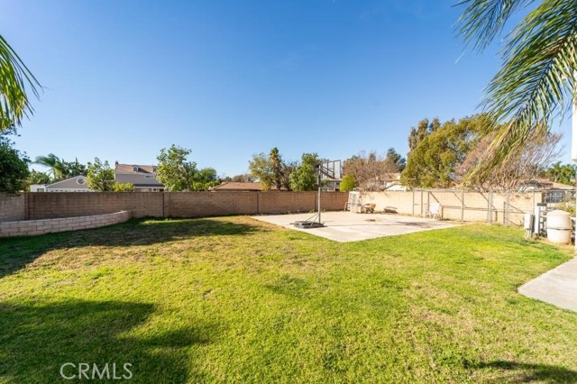 Detail Gallery Image 30 of 35 For 16885 Manila Ct, Fontana,  CA 92337 - 4 Beds | 2/1 Baths