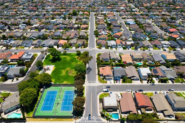 4317 Candleberry, Seal Beach CA: https://media.crmls.org/medias/49609f31-9ea3-4dec-ab4a-5fd2362cee16.jpg