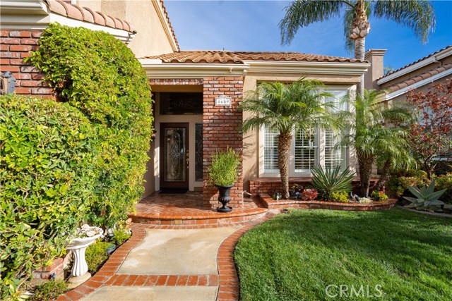 8609 E Canyon Vista Dr, Anaheim Hills, CA 92808