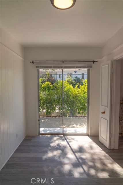 14356 Greenleaf Street, Sherman Oaks CA: https://media.crmls.org/medias/49612263-f63b-4d03-a625-fd0889be31d9.jpg