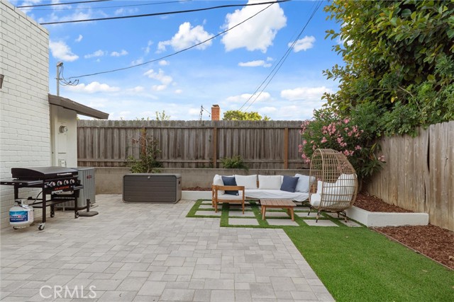 Detail Gallery Image 26 of 28 For 2901 Royal Palm Dr, Costa Mesa,  CA 92626 - 4 Beds | 2 Baths