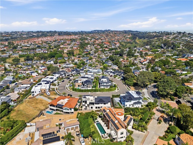 Detail Gallery Image 72 of 72 For 5108 Gordon Ln, San Diego,  CA 92109 - 4 Beds | 5/1 Baths