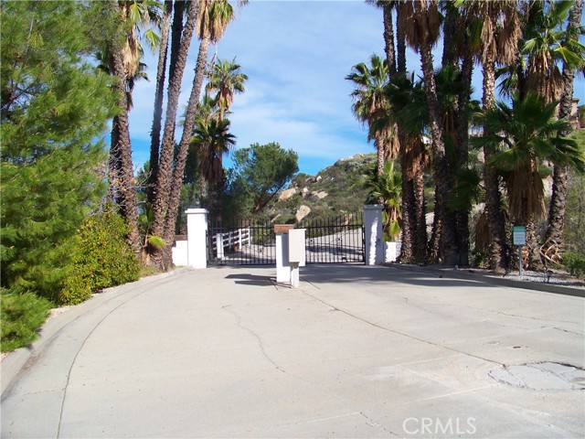 42540 Brix, Hemet CA: https://media.crmls.org/medias/4961d62a-fae4-46f7-9597-7239408733d9.jpg