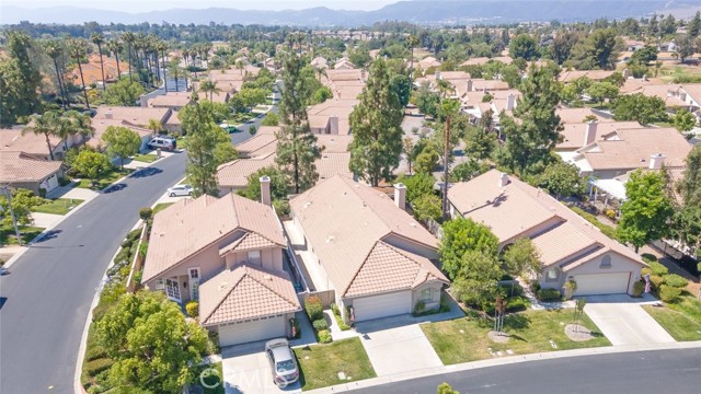 Detail Gallery Image 39 of 47 For 40518 Calle Lampara, Murrieta,  CA 92562 - 3 Beds | 2 Baths