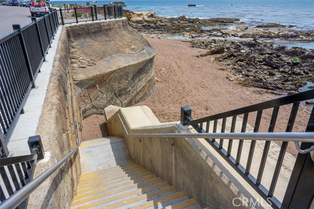214 Placentia Avenue, Pismo Beach CA: https://media.crmls.org/medias/4962fce6-4222-4a04-b2d5-b64df1126b98.jpg
