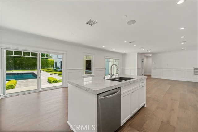 Detail Gallery Image 47 of 59 For 20701 Dumont St, Woodland Hills,  CA 91364 - 8 Beds | 9 Baths