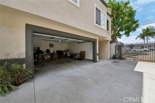 Detail Gallery Image 39 of 48 For 11510 215th St #1,  Lakewood,  CA 90715 - 3 Beds | 3 Baths