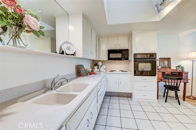 Detail Gallery Image 18 of 46 For 13720 Saint Andrews Dr 45k,  Seal Beach,  CA 90740 - 1 Beds | 1 Baths