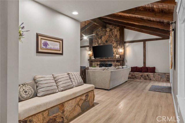 Image 18 of 51 For 8940 Running Gun