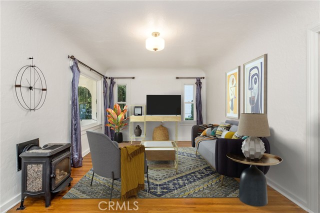 Detail Gallery Image 8 of 28 For 1323 5th St, Glendale,  CA 91201 - 2 Beds | 1 Baths