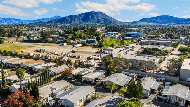 Detail Gallery Image 40 of 44 For 2851 S La Cadena Dr #26,  Colton,  CA 92324 - 4 Beds | 2 Baths