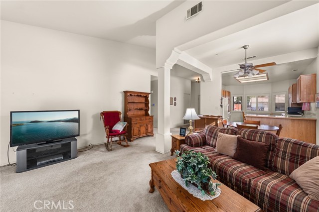 Detail Gallery Image 8 of 44 For 1859 Rosemont Cir, San Jacinto,  CA 92583 - 3 Beds | 2 Baths