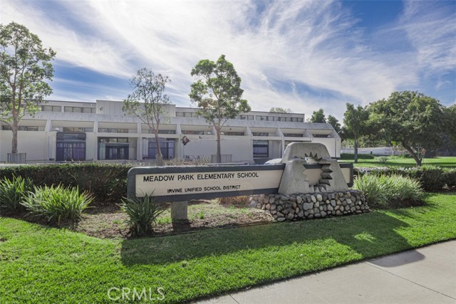 Detail Gallery Image 33 of 35 For 12 Thicket # 67, Irvine,  CA 92614 - 2 Beds | 1/1 Baths