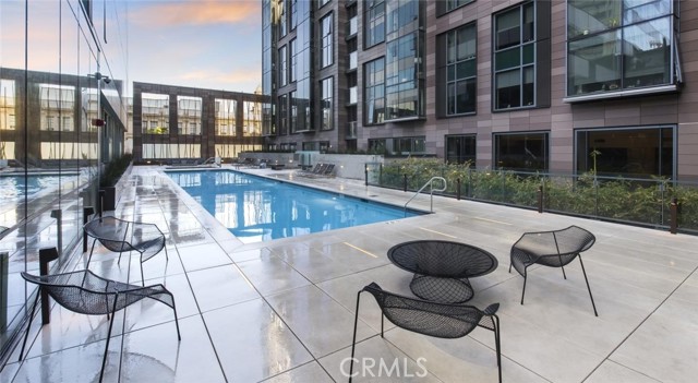 Detail Gallery Image 18 of 75 For 100 Van Ness Ave #1403,  San Francisco,  CA 94102 - 2 Beds | 2 Baths