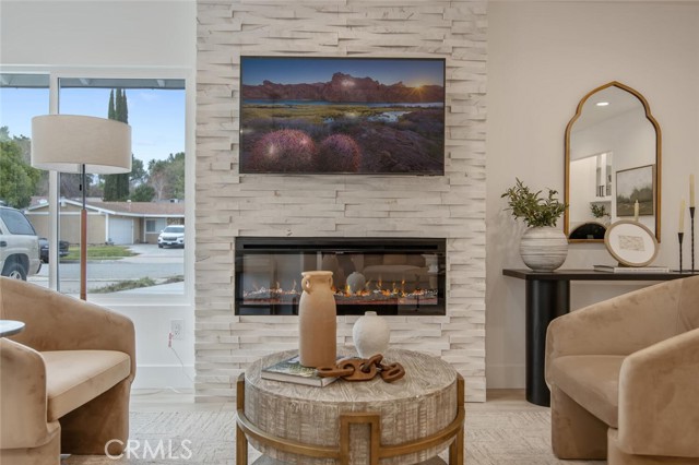 Detail Gallery Image 8 of 43 For 21140 Winterset Dr, Saugus,  CA 91350 - 4 Beds | 2 Baths