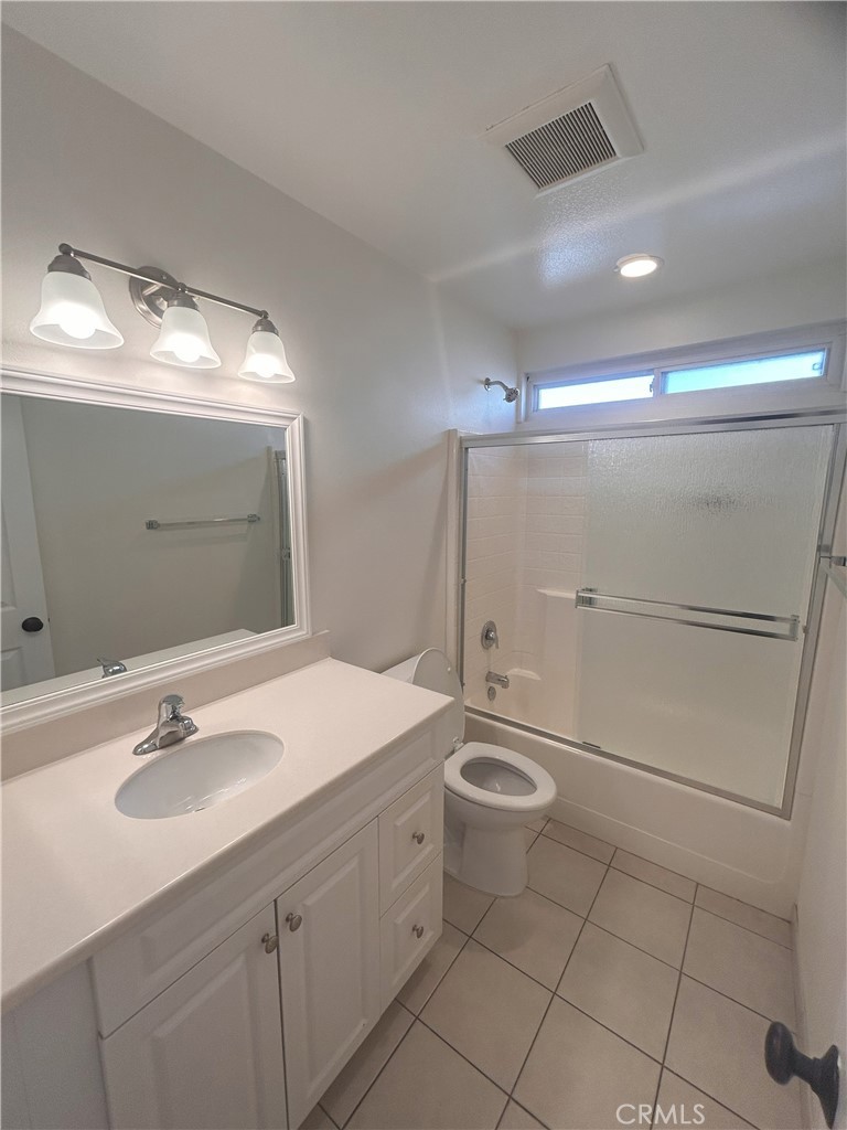 MLS #OC25262154 image #20