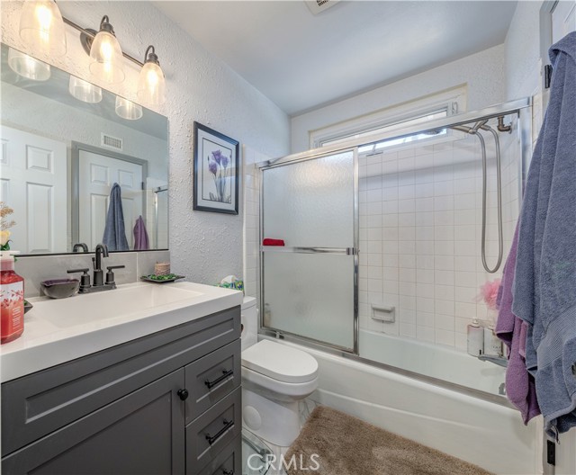 Detail Gallery Image 28 of 44 For 15091 Touraine Way, Irvine,  CA 92604 - 4 Beds | 3 Baths