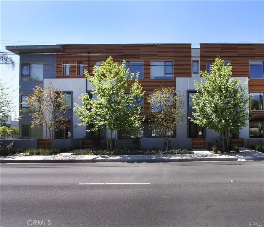 139 W Live Oak Avenue #A