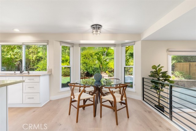 17 Silver Crescent, Irvine CA: https://media.crmls.org/medias/496a1de9-0f97-410a-ae33-e351d306fa86.jpg