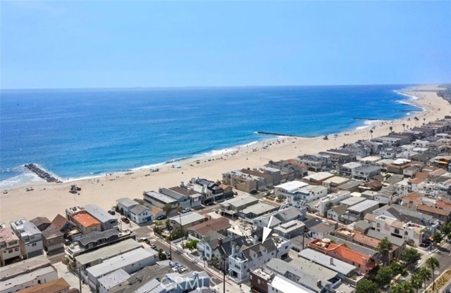 123 36th, Newport Beach CA: https://media.crmls.org/medias/496a5012-2b39-4343-9213-3dfd13a2abf2.jpg