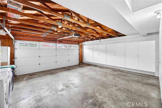 Detail Gallery Image 7 of 18 For 6800 Cedarbark Ct, Oak Park,  CA 91377 - 3 Beds | 2/1 Baths