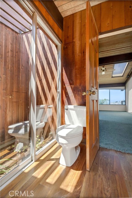 Detail Gallery Image 32 of 55 For 1969 San Remo Dr, Laguna Beach,  CA 92651 - 4 Beds | 3 Baths
