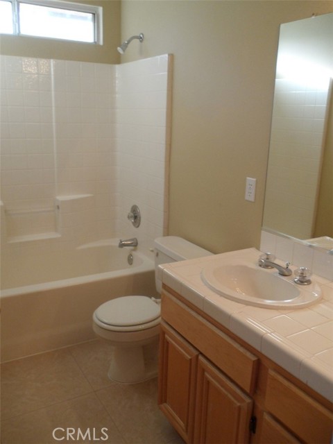 Detail Gallery Image 18 of 71 For 30665 Spring Deep Terrace, Menifee,  CA 92584 - 4 Beds | 3 Baths