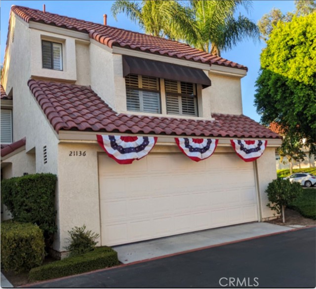 Detail Gallery Image 3 of 43 For 21136 Avenida Magnifica #55,  Lake Forest,  CA 92630 - 2 Beds | 2/1 Baths