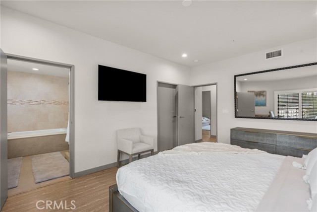 Detail Gallery Image 25 of 37 For 18703 Redwing St, Tarzana,  CA 91356 - 3 Beds | 2/1 Baths