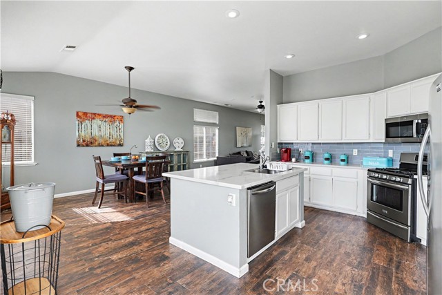 Detail Gallery Image 23 of 50 For 3632 Swan Ct, Merced,  CA 95340 - 3 Beds | 2 Baths