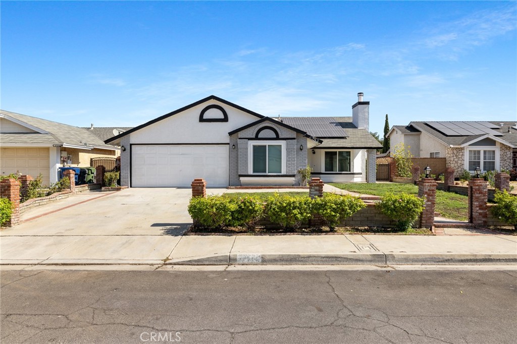 4753 E Avenue R11