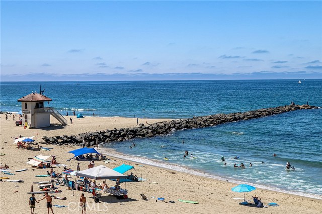 615 Esplanade, Redondo Beach, California 90277, 1 Bedroom Bedrooms, ,1 BathroomBathrooms,Residential,For Sale,Esplanade,SB25196667