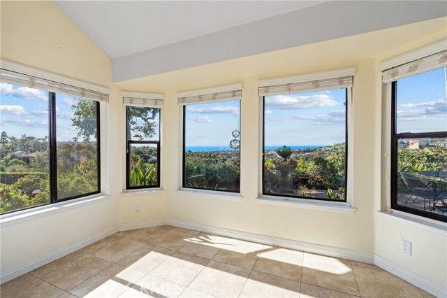 Detail Gallery Image 14 of 64 For 2880 Calle Guadalajara, San Clemente,  CA 92673 - 4 Beds | 2/1 Baths