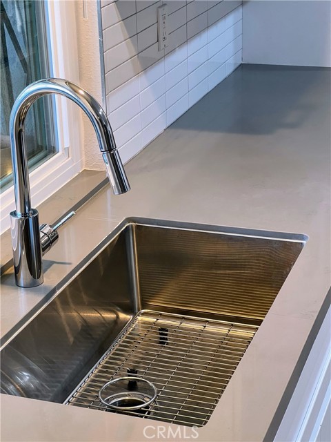 7978 Camino Tranquilo, San Diego, California 92122, 3 Bedrooms Bedrooms, ,3 BathroomsBathrooms,Residential rental,For Sale,Camino Tranquilo,OC24132988