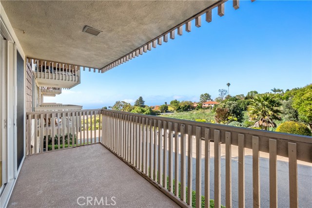Detail Gallery Image 20 of 52 For 6542 Ocean Crest Dr #D204,  Rancho Palos Verdes,  CA 90275 - 1 Beds | 1 Baths