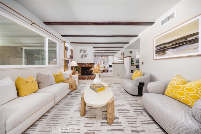 21128 Trigger Lane, Diamond Bar CA: https://media.crmls.org/medias/496e8fed-823a-44af-981a-89c67dfa9a31.jpg