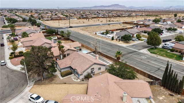 14445 Columbia Court, Adelanto CA: https://media.crmls.org/medias/496f6248-08e6-4aec-8e47-99b33c4e6e12.jpg
