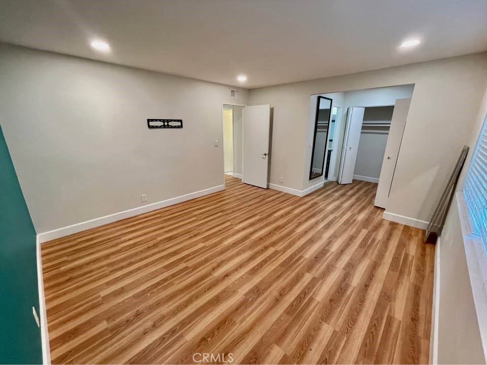 https://media.crmls.org/medias/496fa374-6d26-47e6-b69e-e21cdb1c3725.jpg?preset=X-Large