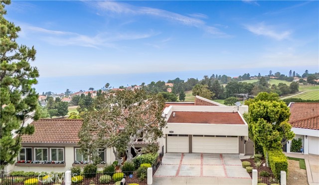 30125 Avenida Classica, Rancho Palos Verdes, California 90275, 4 Bedrooms Bedrooms, ,4 BathroomsBathrooms,Residential,Sold,Avenida Classica,PV24144663