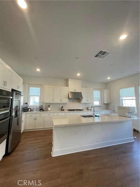 Detail Gallery Image 7 of 15 For 121 Proctor, Irvine,  CA 92618 - 3 Beds | 2 Baths