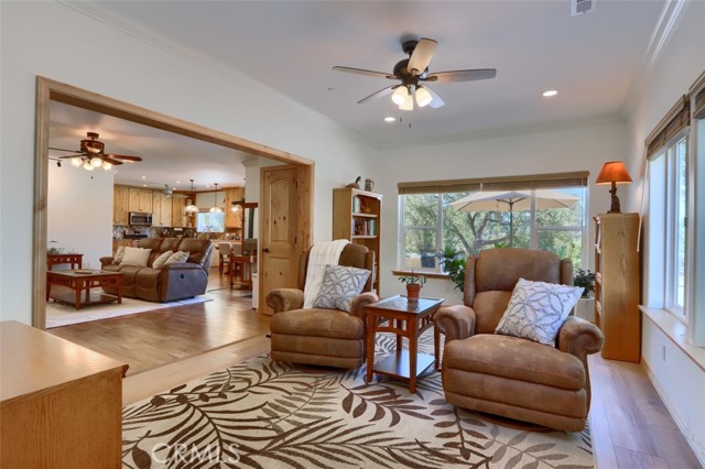 Detail Gallery Image 9 of 61 For 5722 Darrah Rd, Mariposa,  CA 95338 - 3 Beds | 2 Baths